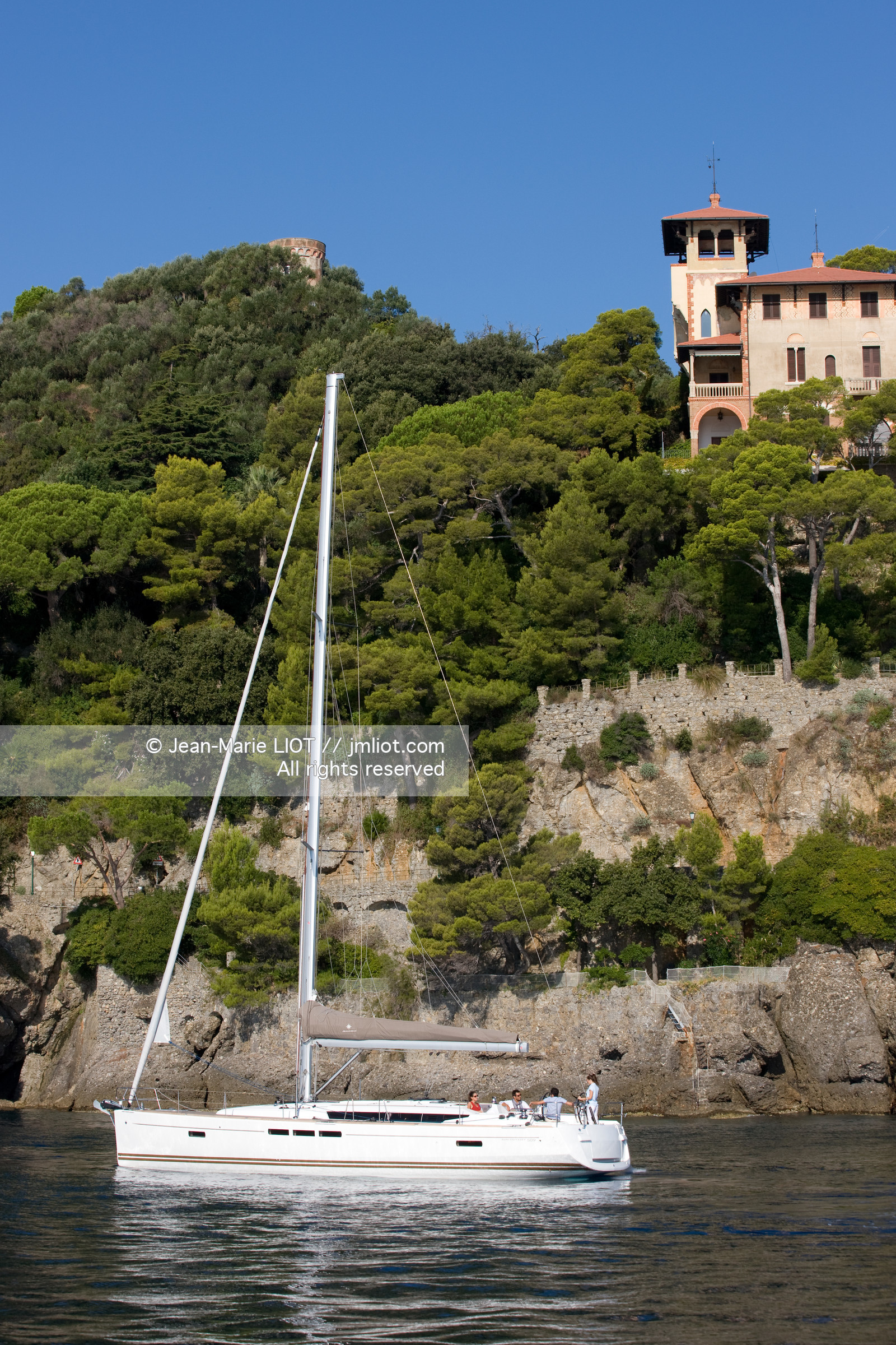 CHANTIER JEANNEAU 2011