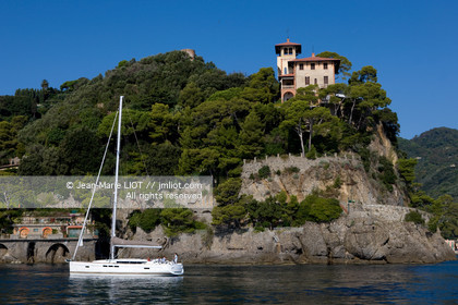 CHANTIER JEANNEAU 2011