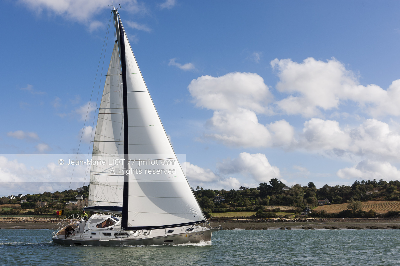 VOILE MAGAZINE 10 09