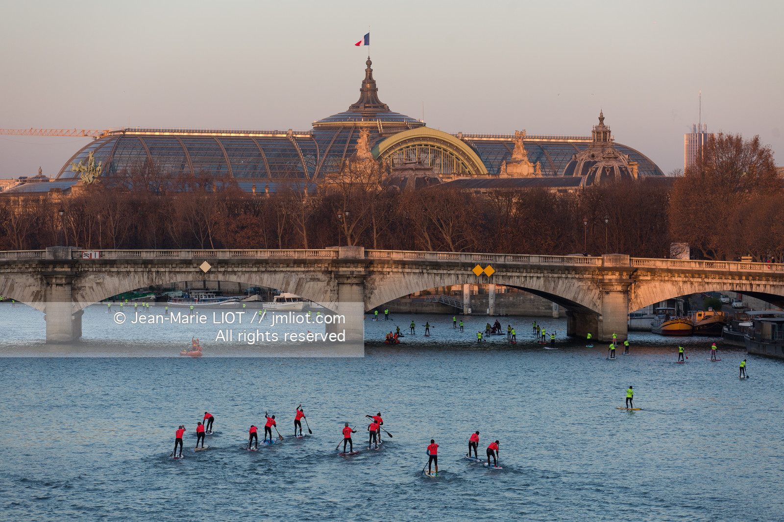 PADDLE - LA SEINE - PARIS