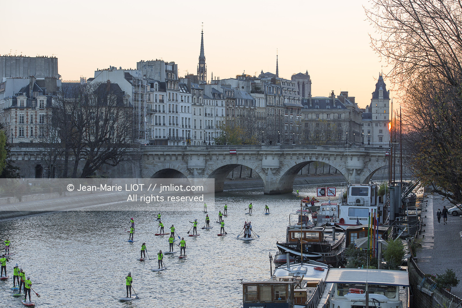 PADDLE - LA SEINE - PARIS