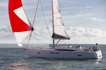 Ile de Ré, 23 09 2015, pour le chantier Jeanneau, le nouveau Jeanneau Sun Odyssey 419. Photo © Jean-Marie LIOT   Jeanneau