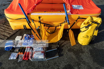 RADEAUX DE SURVIE - COMPARATIF