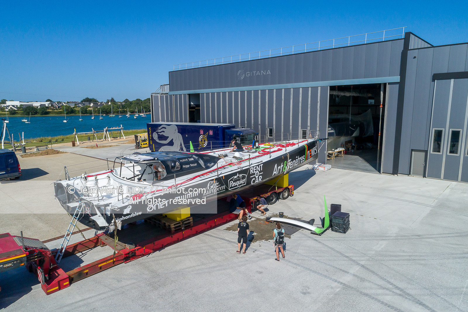 FABRICE AMEDEO - IMOCA NEWREST - ART & FENETRES 2020