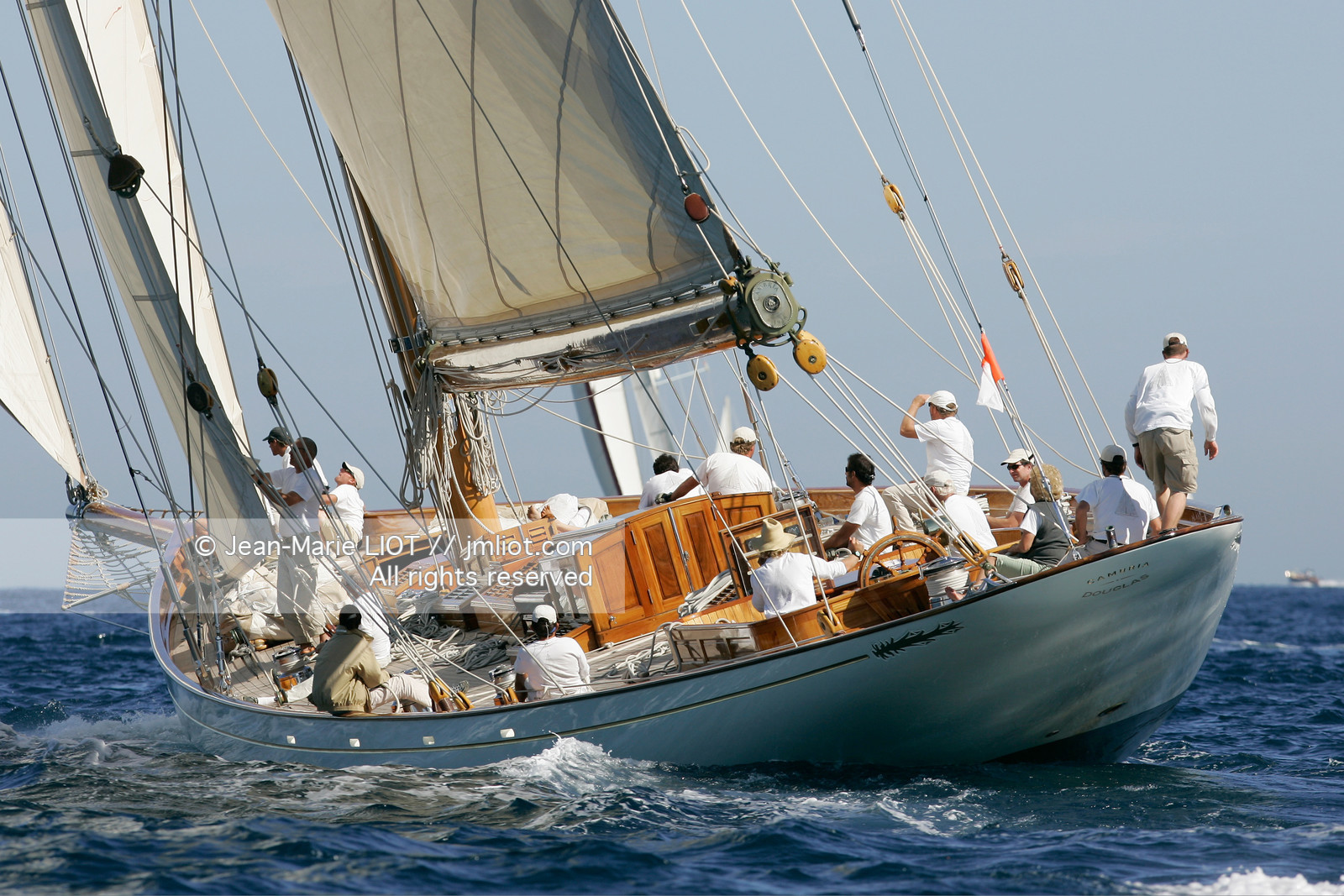 PHOTO ¬© JEAN-MARIE LIOT MENTION OBLIGATOIRE LES 5 ET 6 OCTOBRE 2006 LES VOILES DE SAINT-TROPEZ A BORD DE CAMBRIA