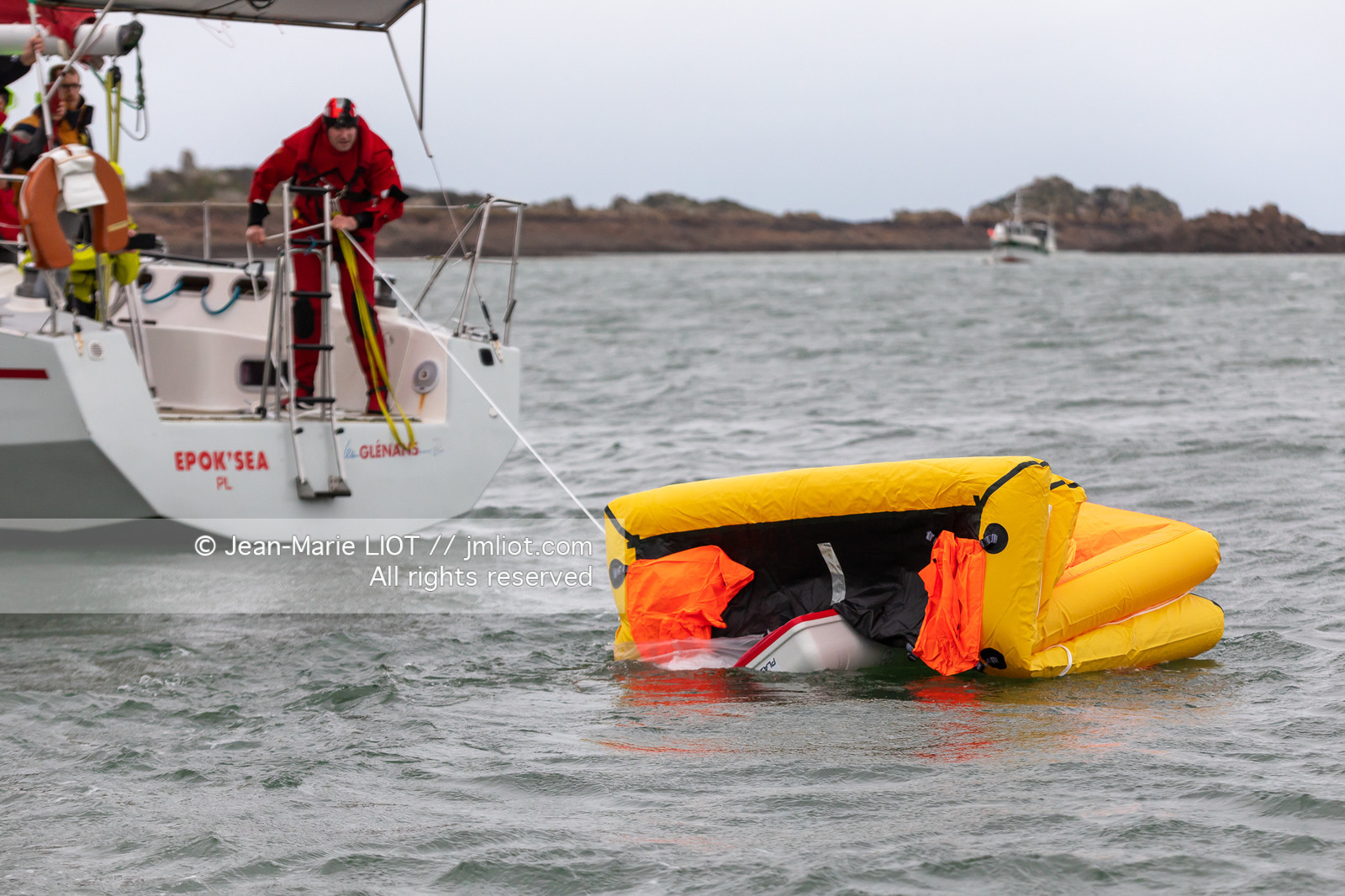 RADEAUX DE SURVIE - COMPARATIF