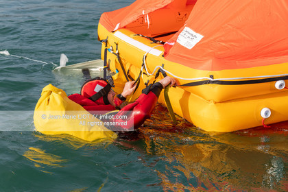 RADEAUX DE SURVIE - COMPARATIF