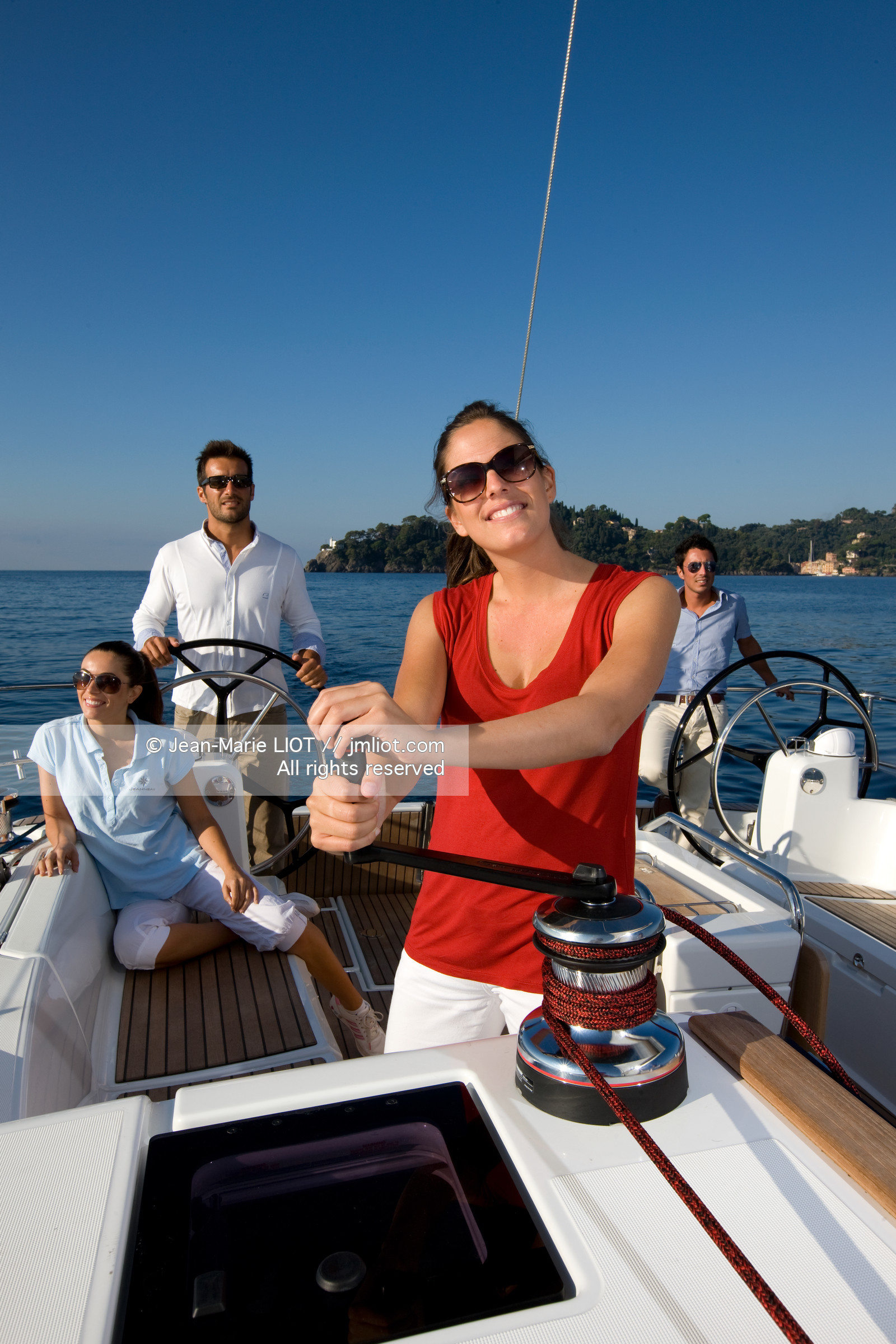 CHANTIER JEANNEAU 2011