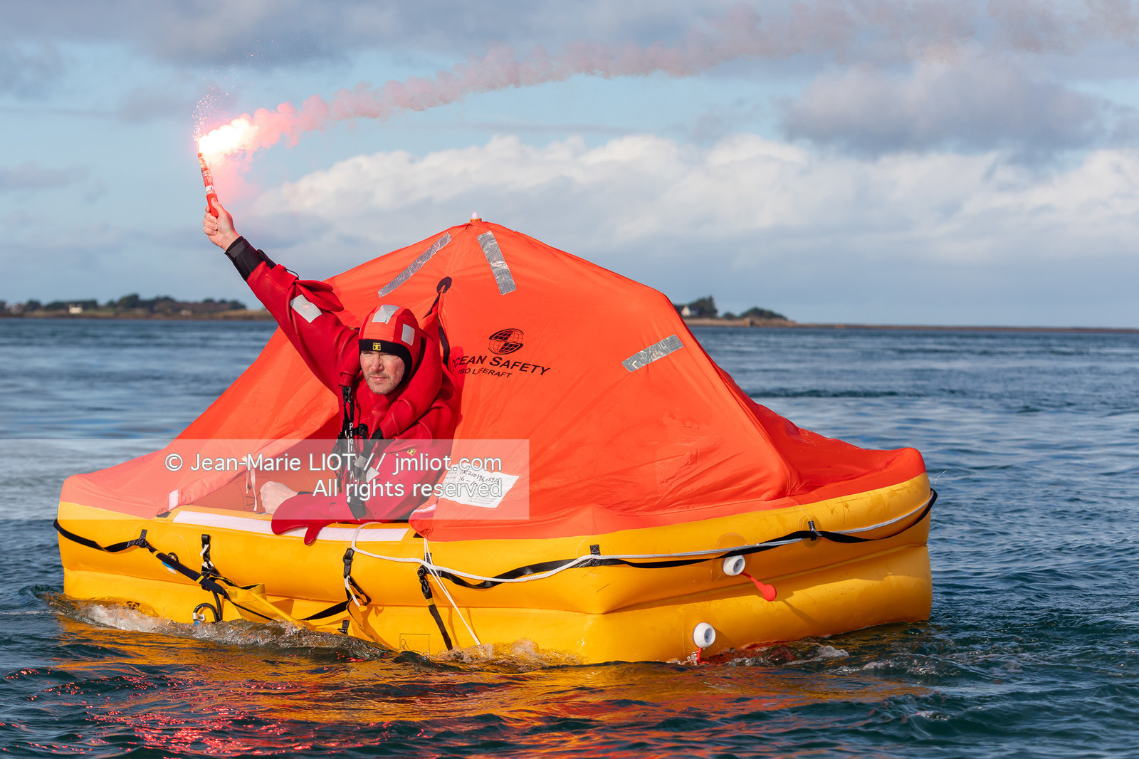 RADEAUX DE SURVIE - COMPARATIF