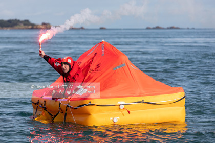 RADEAUX DE SURVIE - COMPARATIF