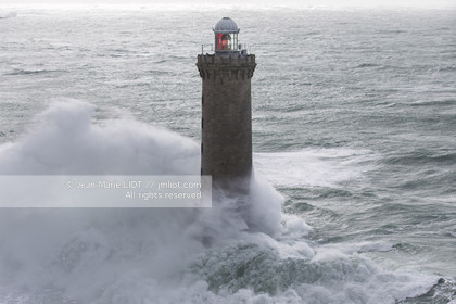 Les phares d'Iroise dans la tempête Ruth