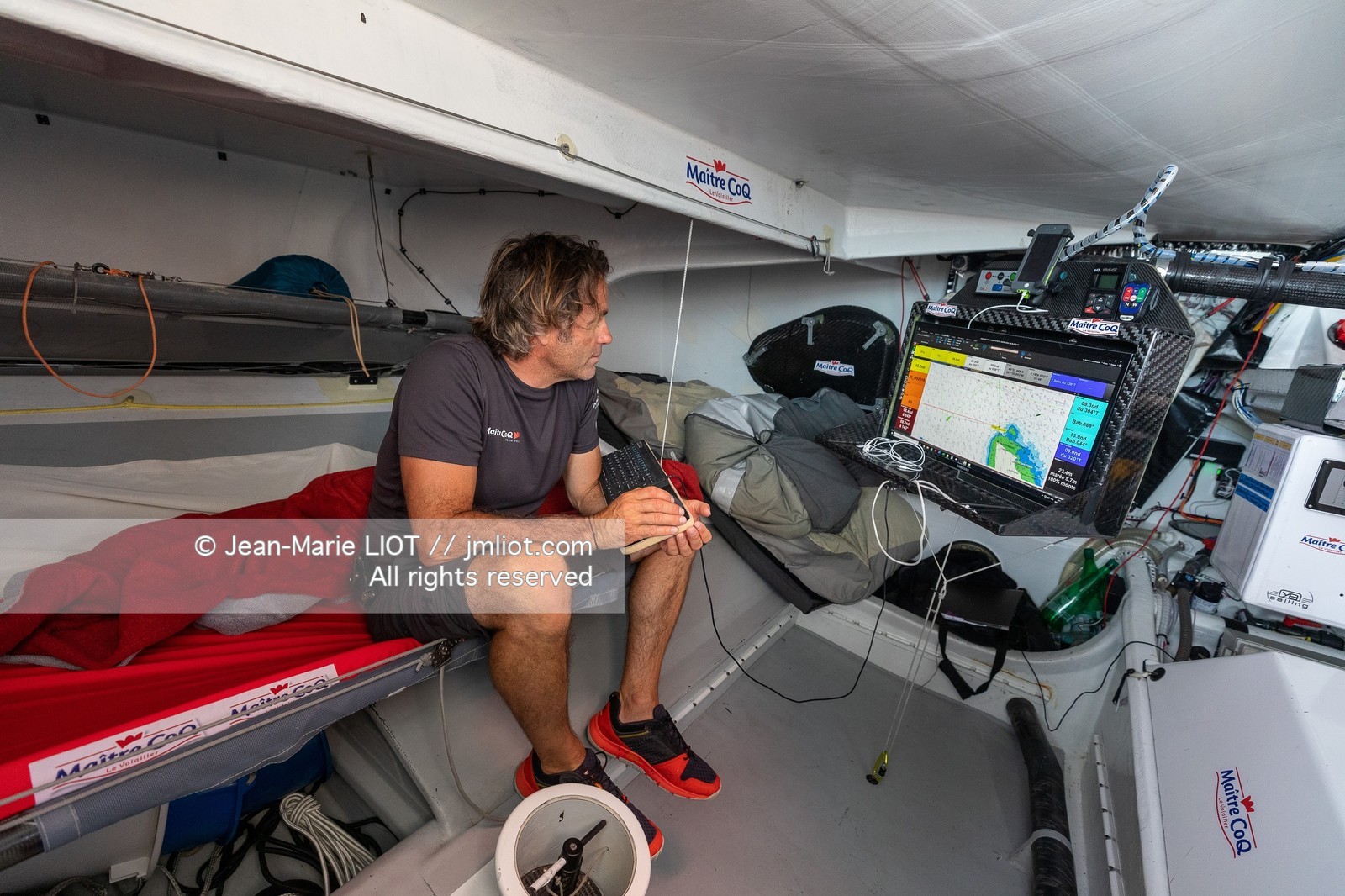 YANNICK BESTAVEN 2020 - IMOCA MAITRE COQ