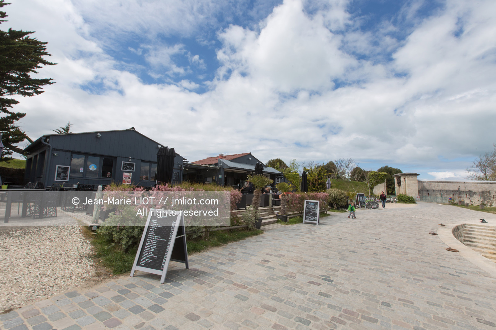 160429CHRTE_2JML2405