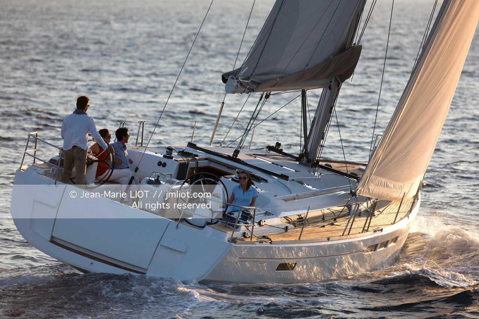 CHANTIER JEANNEAU 2011