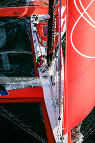 SAILING IDEC & FRANCIS JOYON