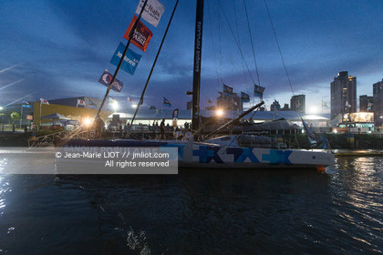 TJV 2015-ARRIVEE DE QUEGUINER