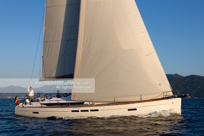 CHANTIER JEANNEAU 2011