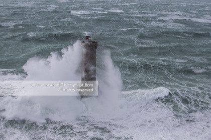 Les phares d'Iroise dans la tempête Ruth