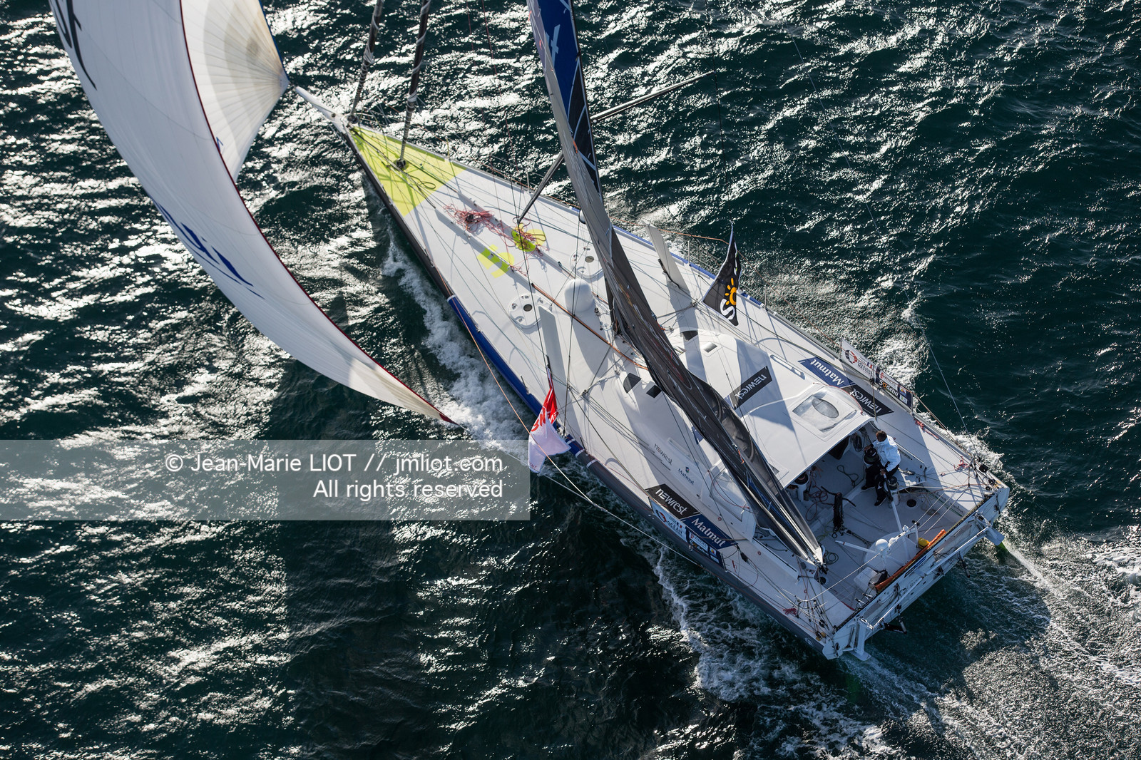 FABRICE AMEDEO - NEWREST MATMUT - VENDEE GLOBE 2016-2017
