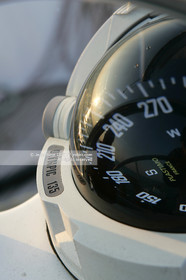 ACCASTILLAGE-ELECTRONIQUE-MECANIQUE-PLAISANCE