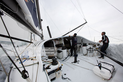 A BORD D'ARTEMIS AVEC SAM DAVIES ET SYDNEY GAVIGNET