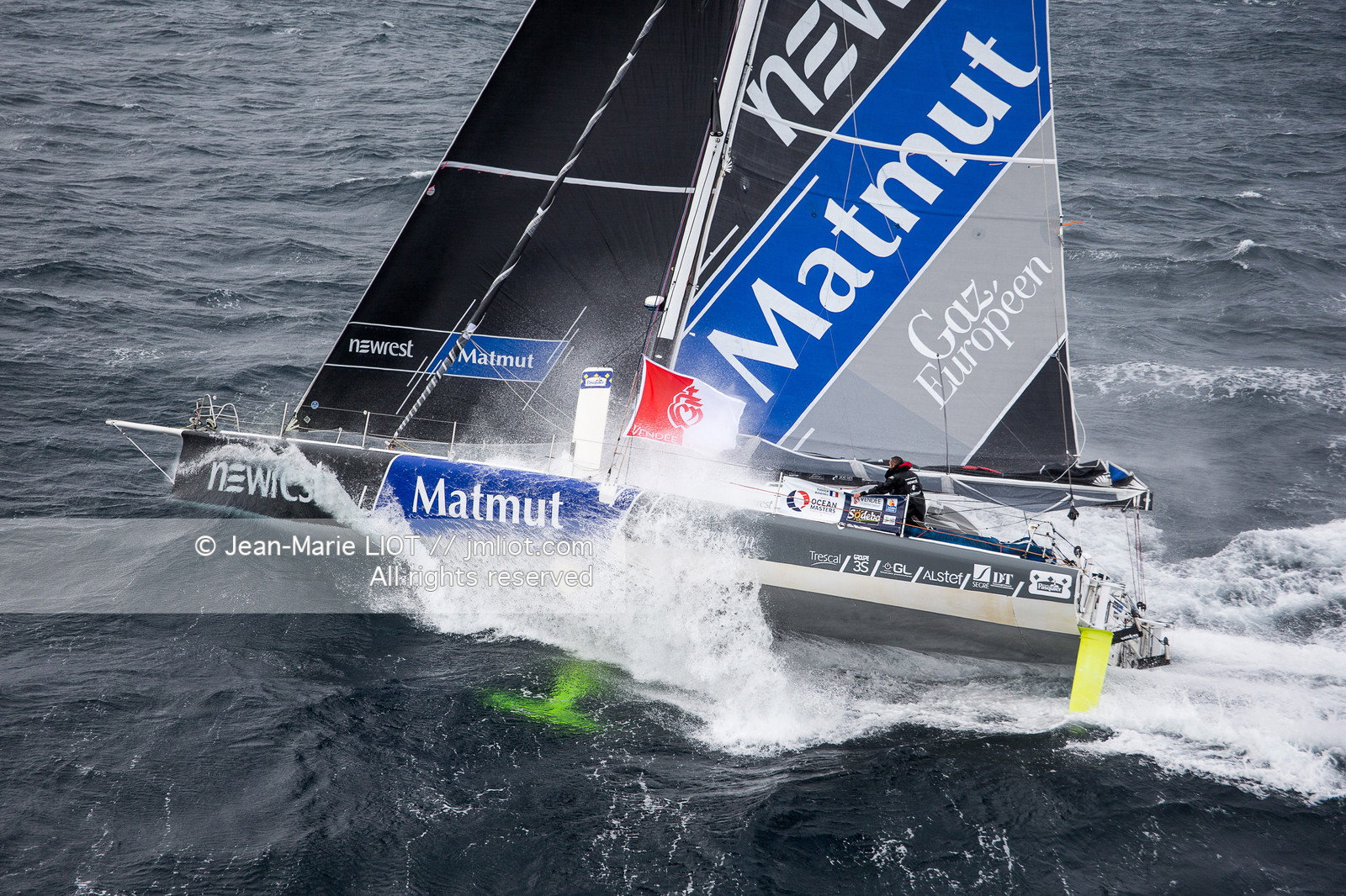 FABRICE AMEDEO - NEWREST-MATMUT - VENDEE GLOBE 2016-2017