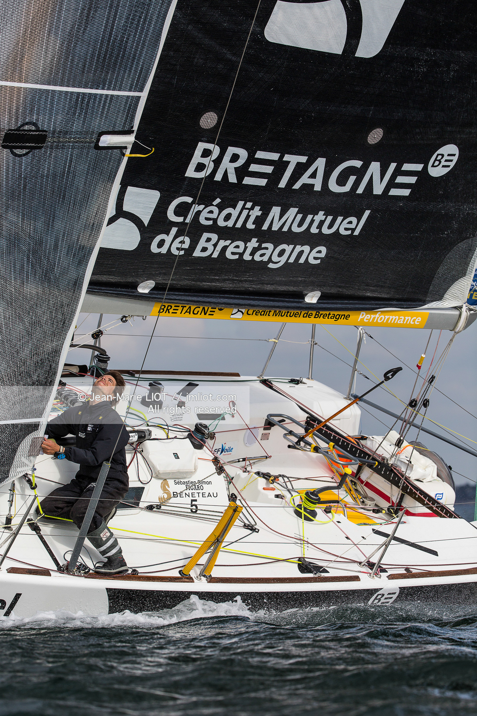 FIGARO BRETAGNE CREDIT MUTUEL 2017 - SEBASTIEN SIMON ET PIERRE RHIMBAULT