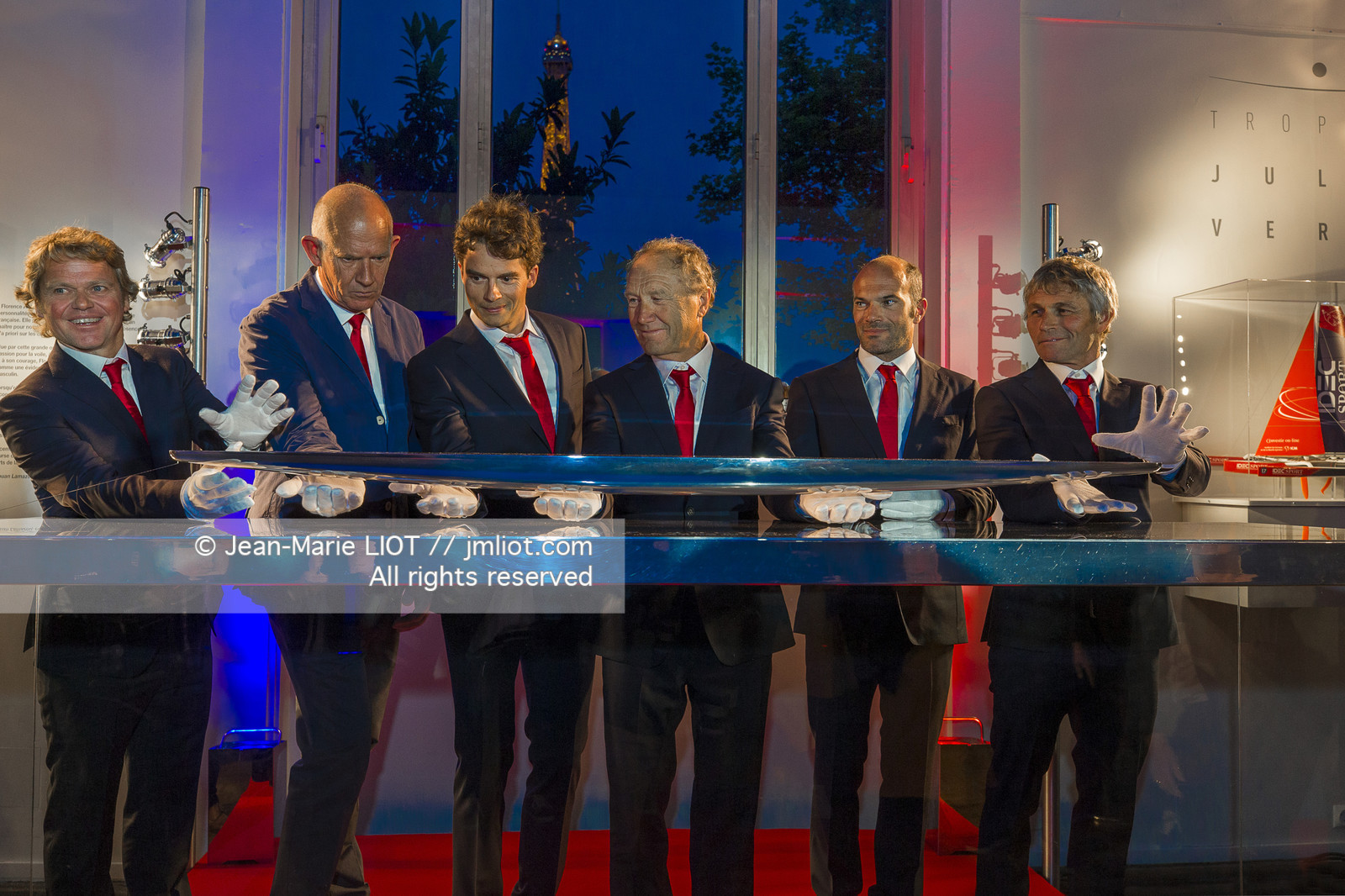 TROPHEE JULES VERNE - IDEC SPORT - REMISE DFU TROPHEE