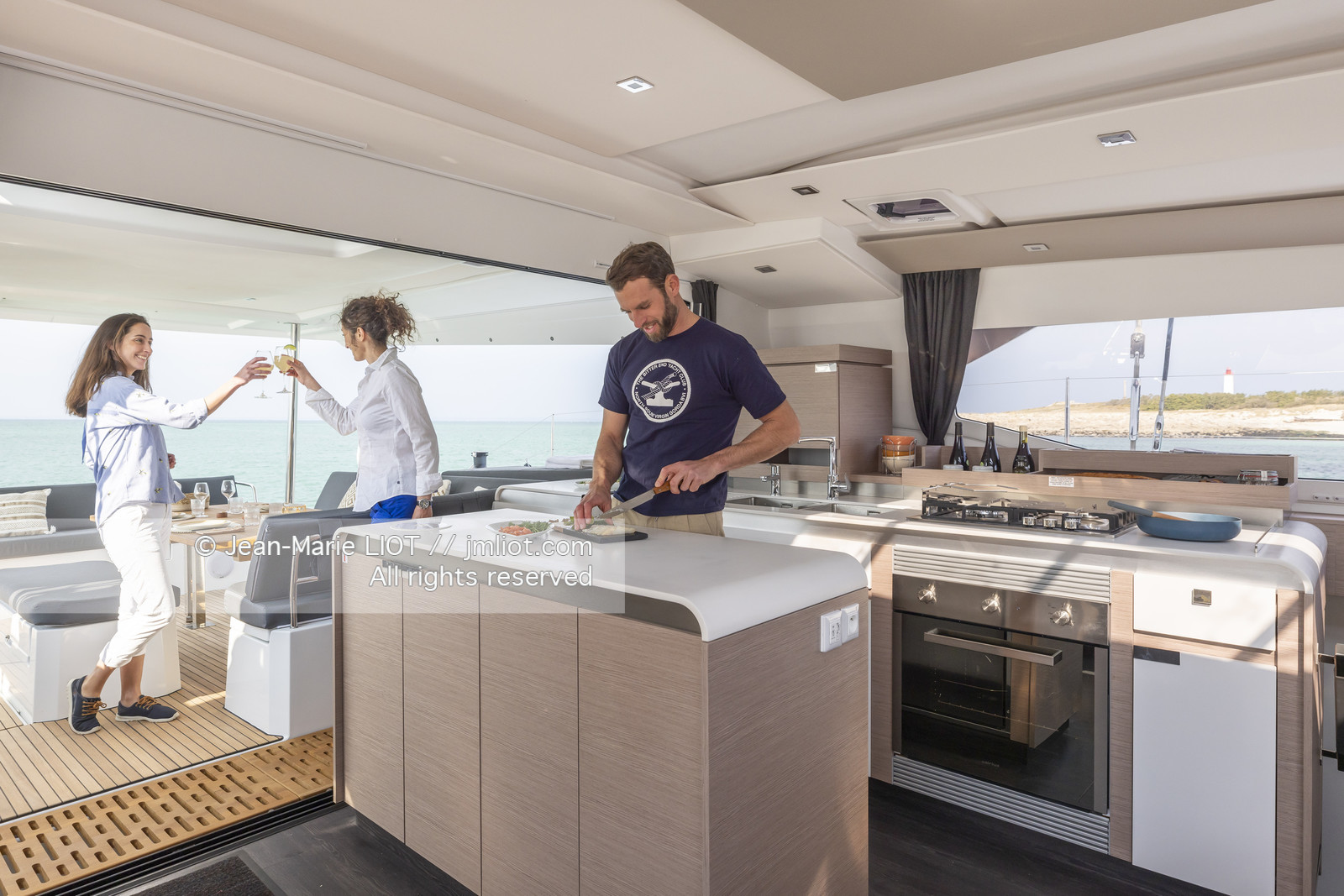 FOUTAINE PAJOT 2022 - AURA 51