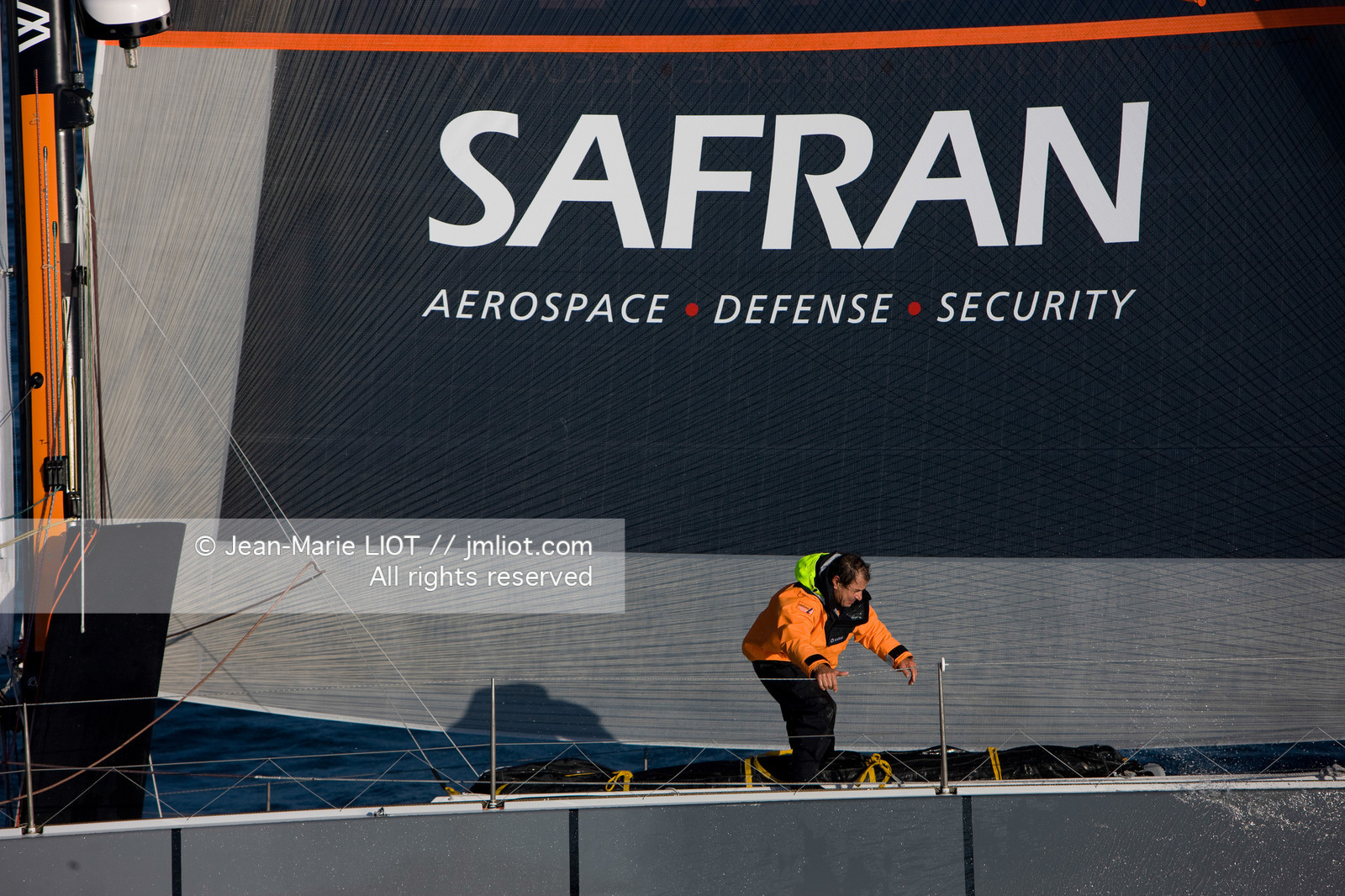 091029SAFRAN_38V9389