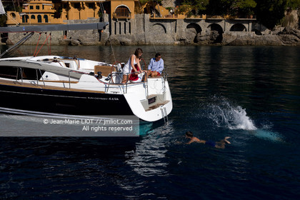 CHANTIER JEANNEAU 2011