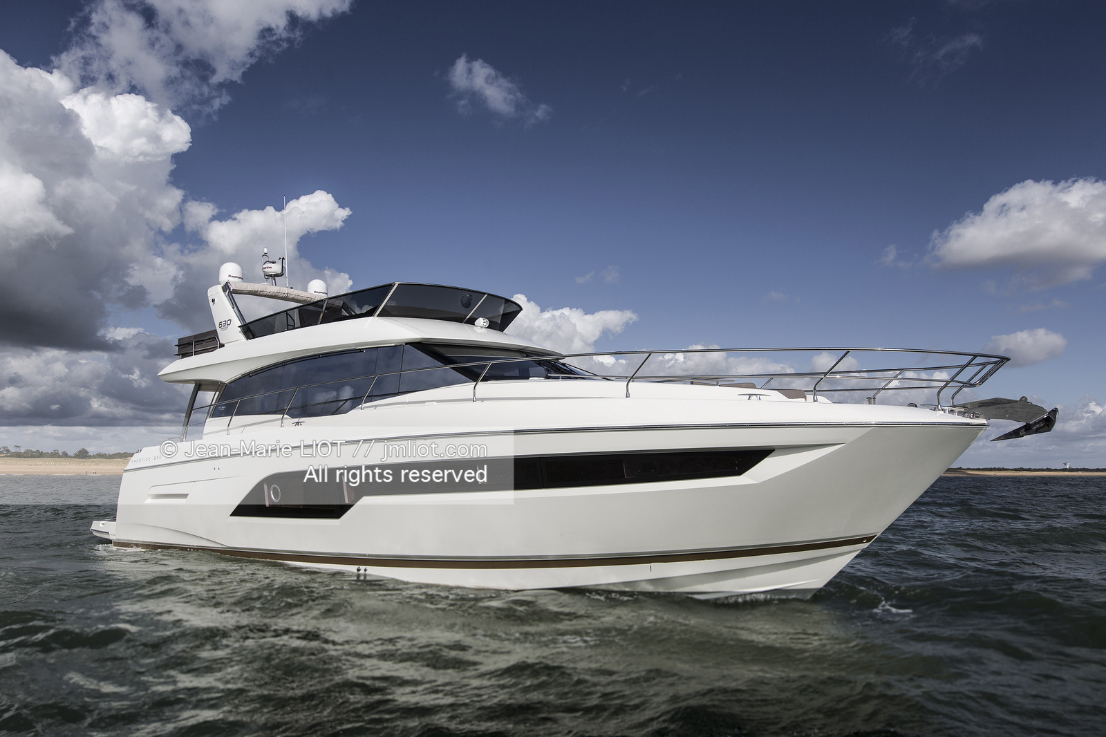 PRESTIGE YACHTS - PRESTIGE 630