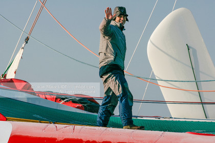 MAXI TRIMARAN SODEBO - THOMAS COVILLE - RECORD TOUR DU MONDE EN SOLITAIRE..