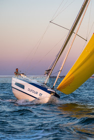 DUFOUR YACHTS 2022 - DUFOUR 37