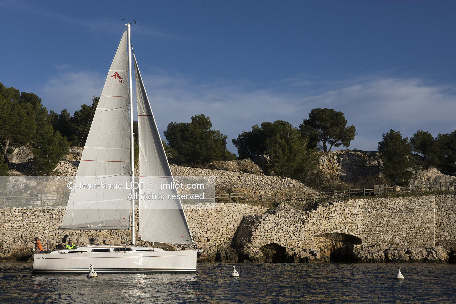 VOILE MAGAZINE - 100 MILLES A BORD