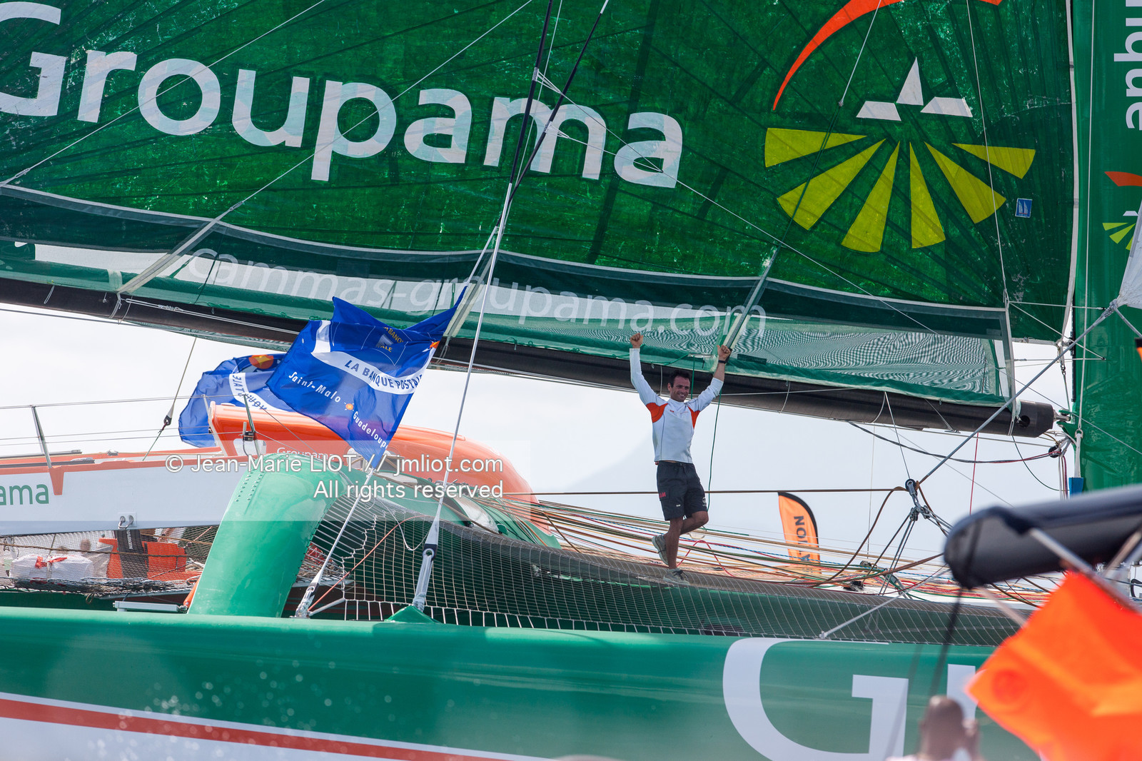 ROUTE DU RHUM 2010 - FRANCK CAMMAS - ARRIVEE
