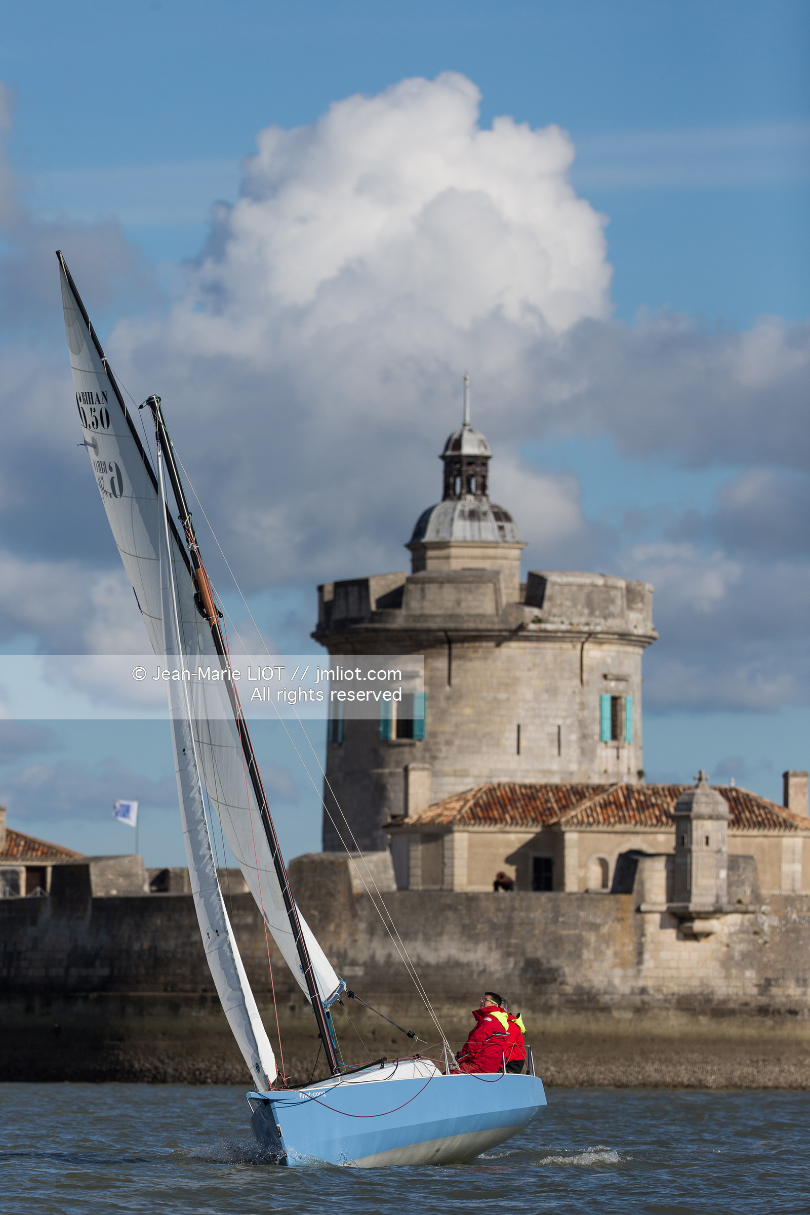 VOILES ET VOILIERS 2016 - LES FORTS DE CHARENTE, BAIE DE LA ROCHELLE EN BIHAN 650