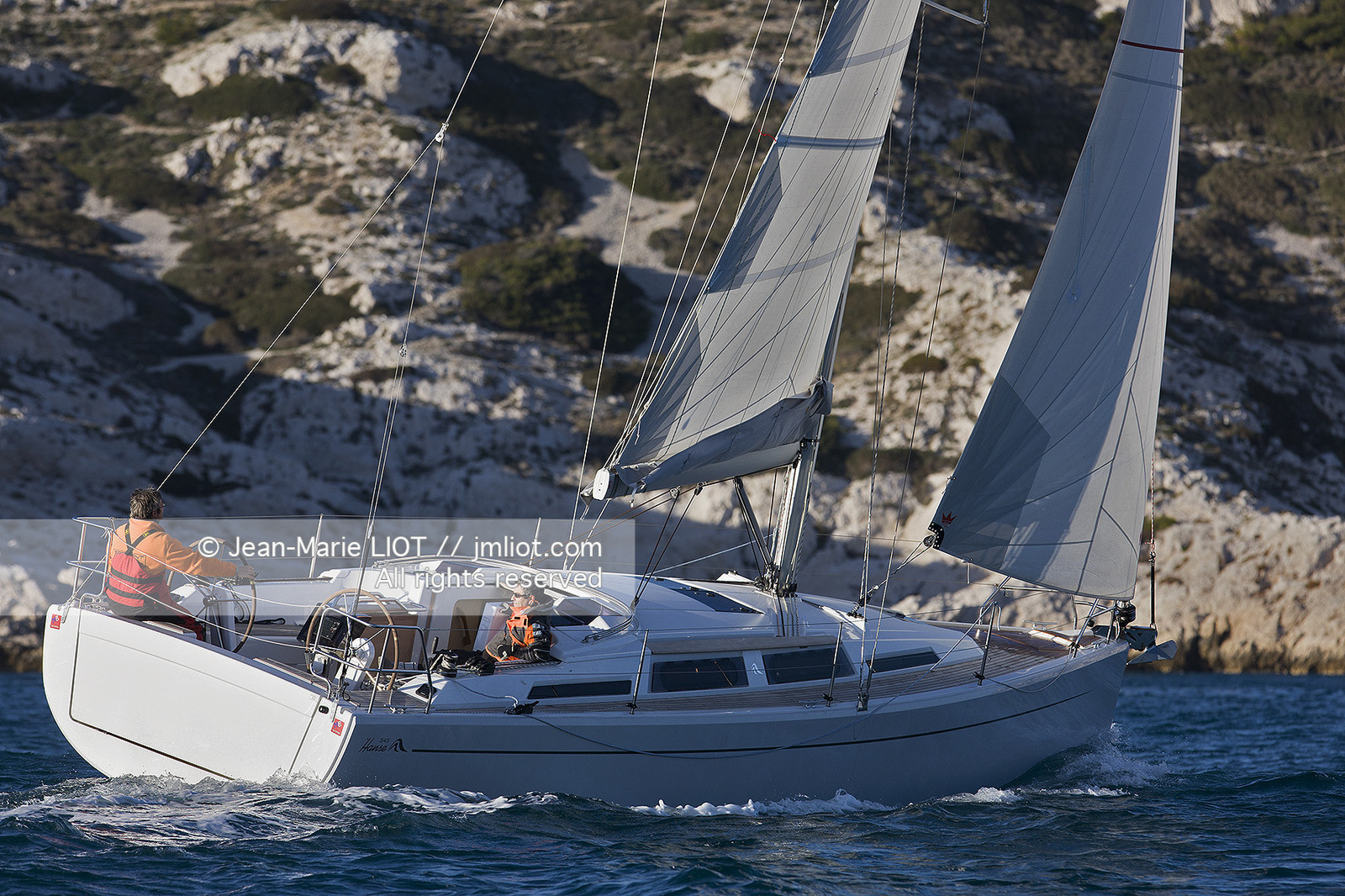 VOILE MAGAZINE - 100 MILLES A BORD