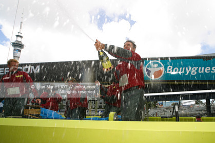 LOUIS VUITTON CUP 2002 - NEW ZEALAND