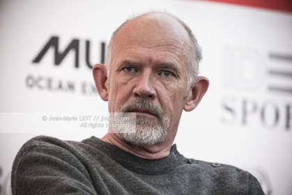 IDEC SPORT- ARRIVEE  RECORD TROPHEE JULES VERNE