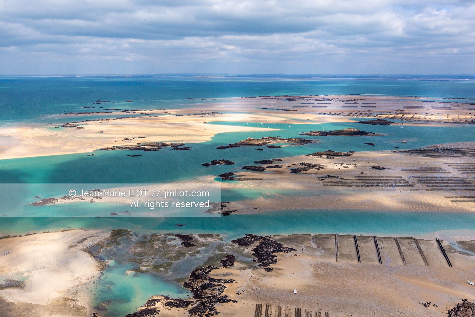 LES ILES CHAUSEY