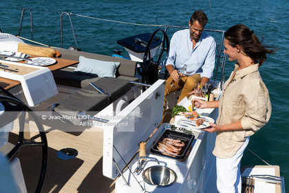 DUFOUR YACHTS 2022 - DUFOUR 37