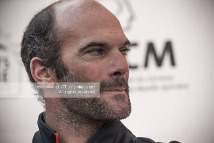 IDEC SPORT- ARRIVEE  RECORD TROPHEE JULES VERNE