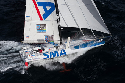 Paul Meilhat et Michel Desjoyeaux à l'entrainement sur IMOCA SMA avant le départ de la Transat Jacques vabre 2015 au départ du Havre et à destination de Itajaï au Brésil..Groix, 16 09 2015, Photo © Jean-Marie LIOT   DPPI.