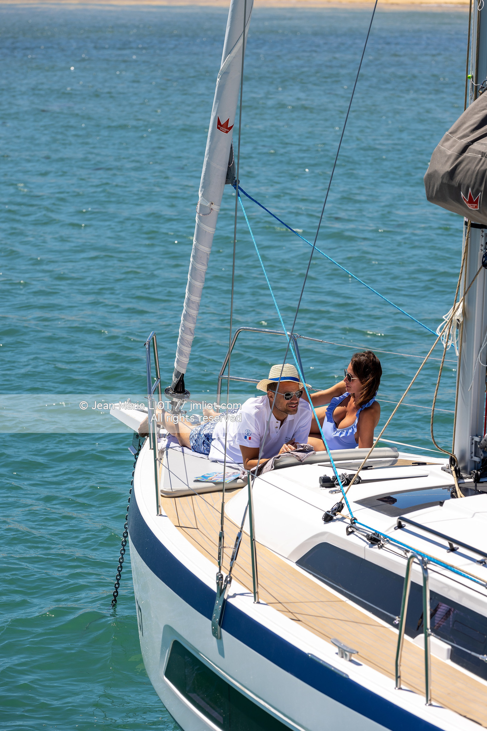 DUFOUR YACHTS 2022 - DUFOUR 37