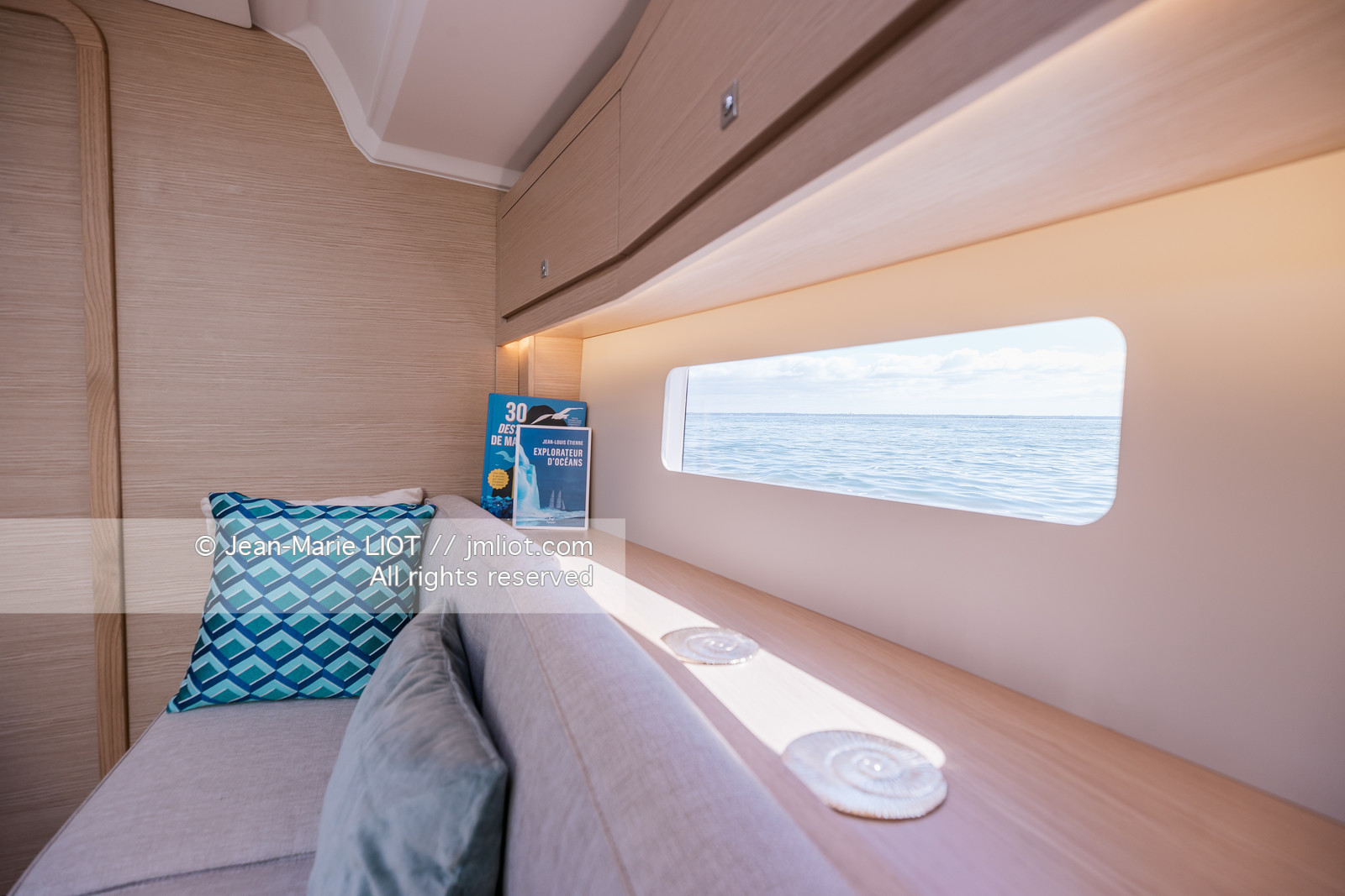 DUFOUR YACHTS 2022 - DUFOUR 37