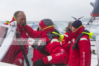 IDEC SPORT- ARRIVEE  RECORD TROPHEE JULES VERNE