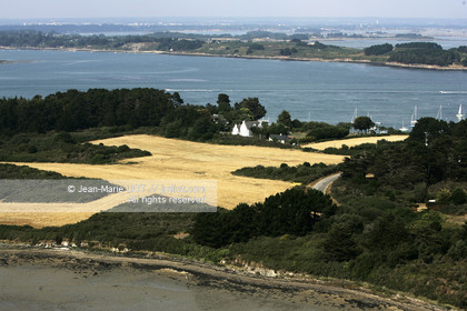 .AERIAL VIEW OF GOLFE DU MORBIHAN.PHOTO © JEAN-MARIE LIOT