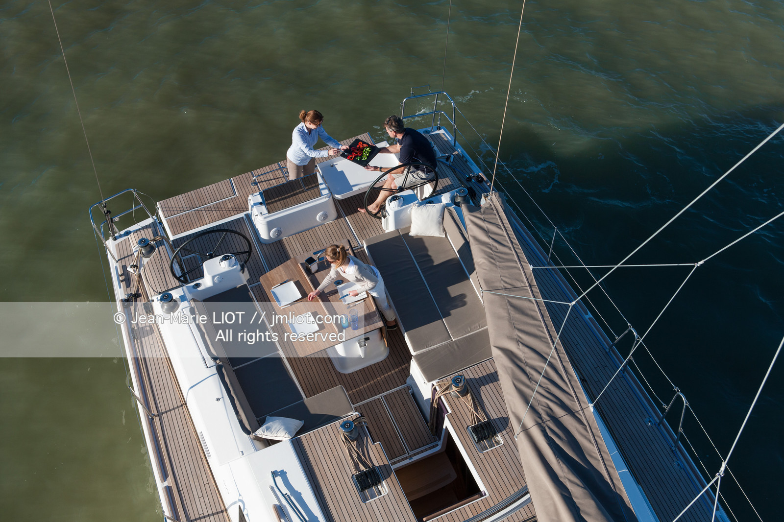 DUFOUR 500 - DUFOUR YACHTS