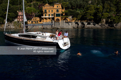 CHANTIER JEANNEAU 2011